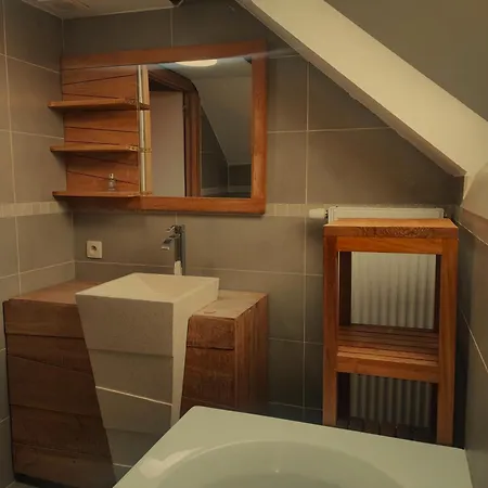 Maison 3 Proximite Aeroport Et Grand Axes Holiday home *
