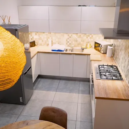 Maison 3 Proximite Aeroport Et Grand Axes