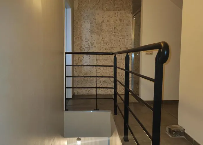 Maison 3 Proximité Aéroport Et Grand Axes Hébergement de vacances Charleroi