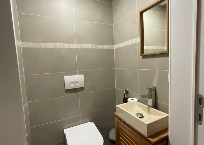 Maison 3 Proximité Aéroport Et Grand Axes Hébergement de vacances *