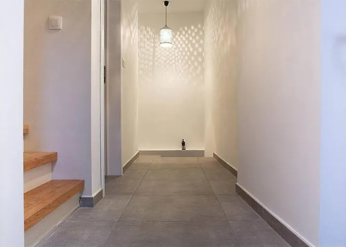 Maison 3 Proximité Aéroport Et Grand Axes Hébergement de vacances Charleroi